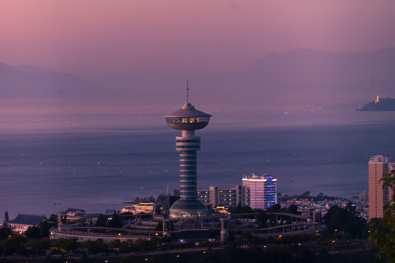 城市黄昏景观摄影